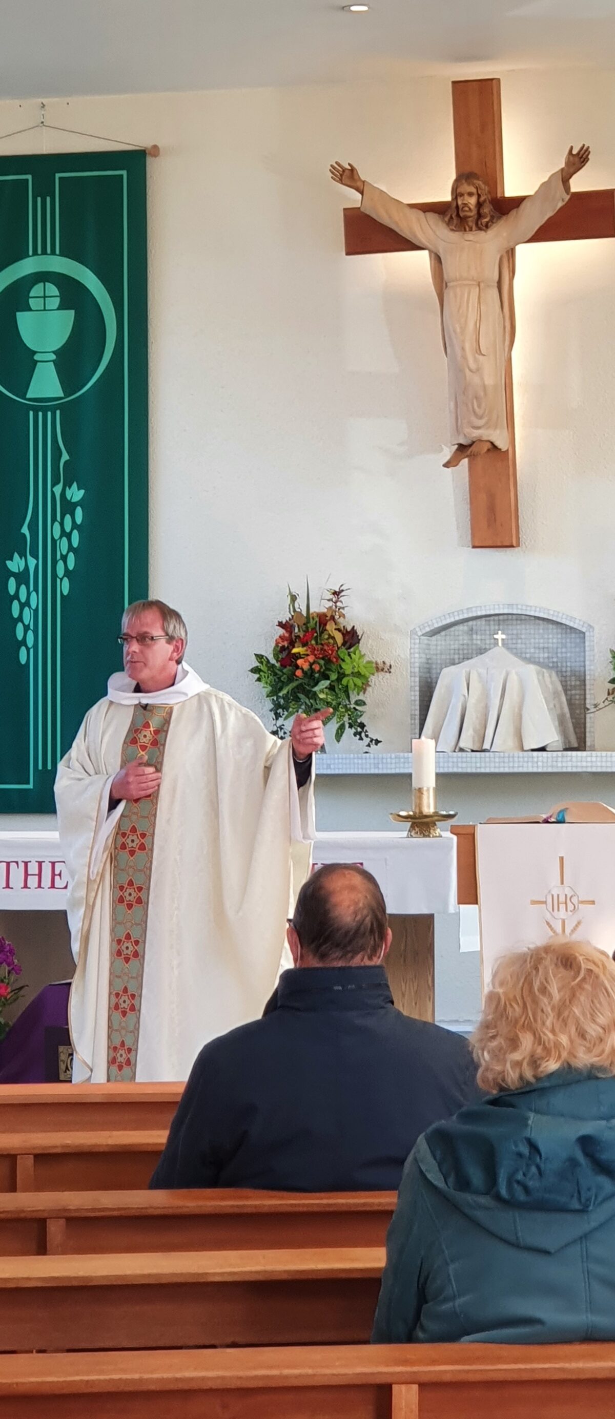 St Margaret Mary, Parkgate Bringing people closer to Jesus Christ