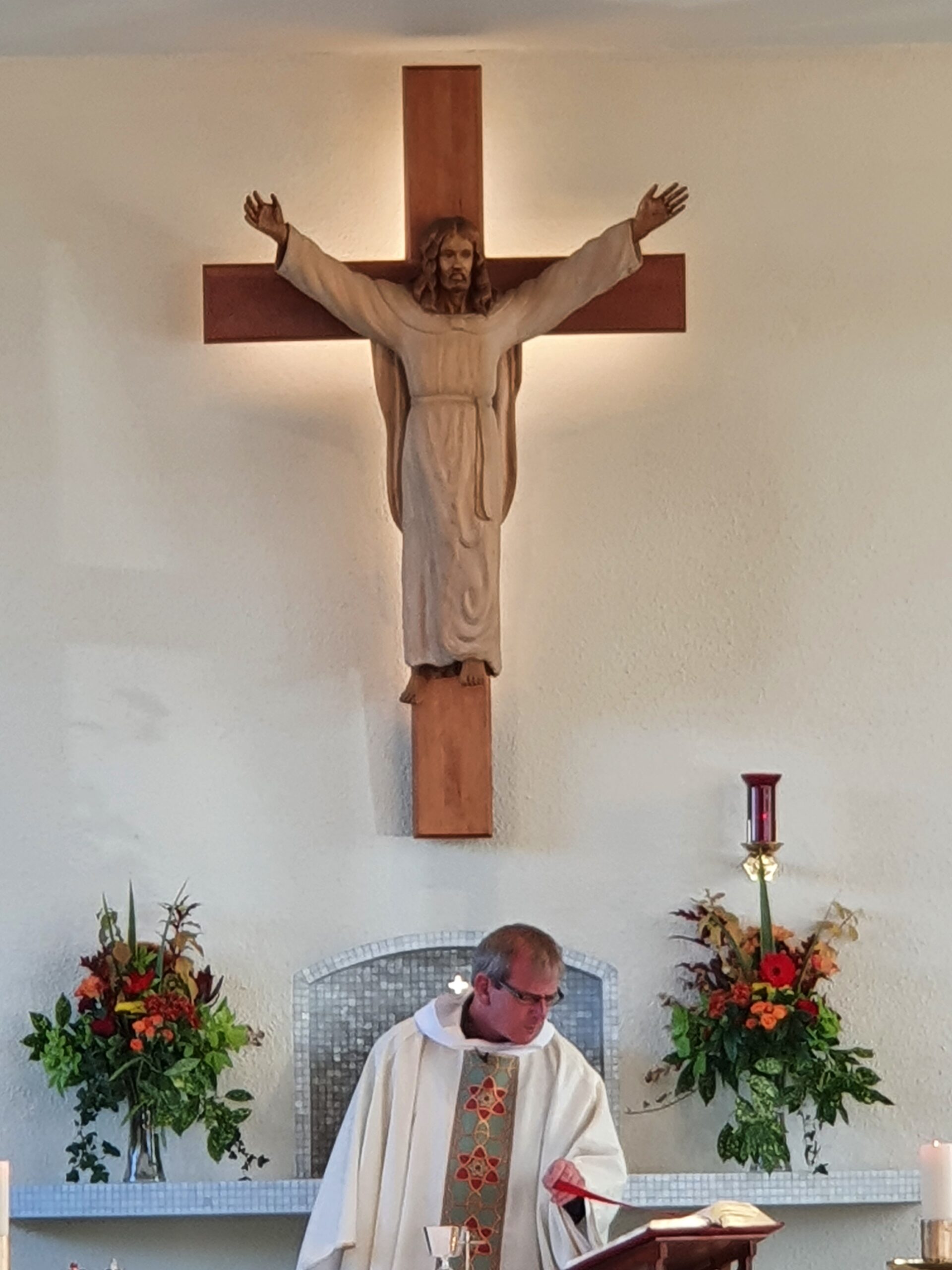 st-margaret-mary-parkgate-bringing-people-closer-to-jesus-christ